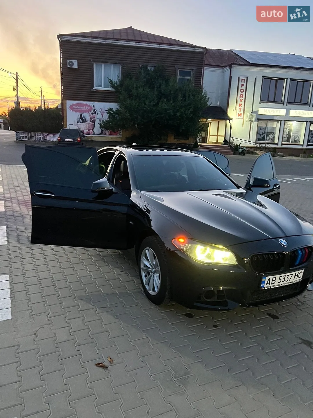 2012 BMW 5er - мініатюра 3