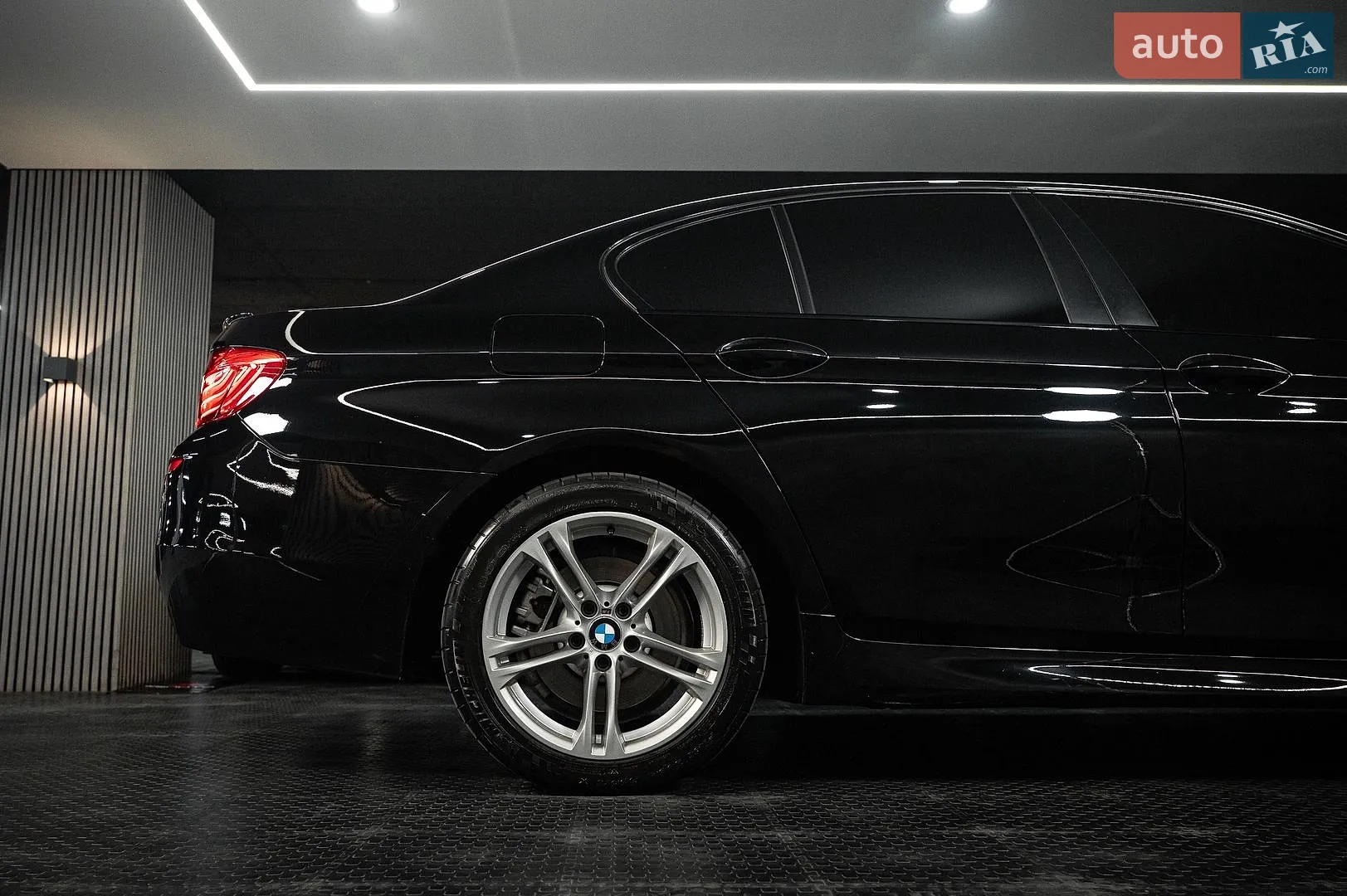 2013 BMW 5er - мініатюра 13