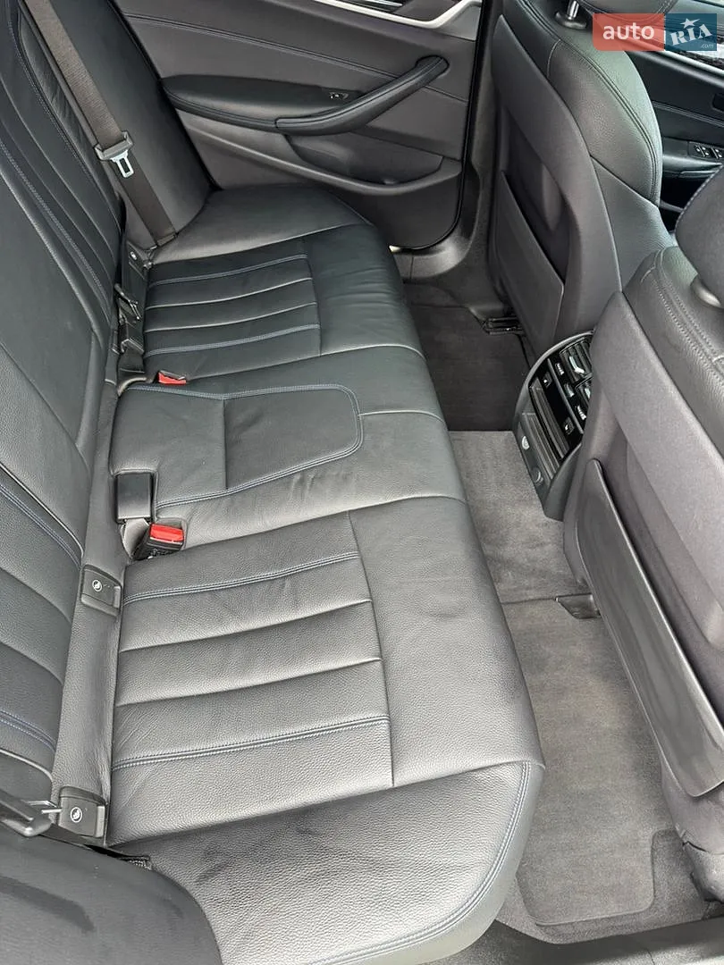 2017 BMW 5er - мініатюра 15