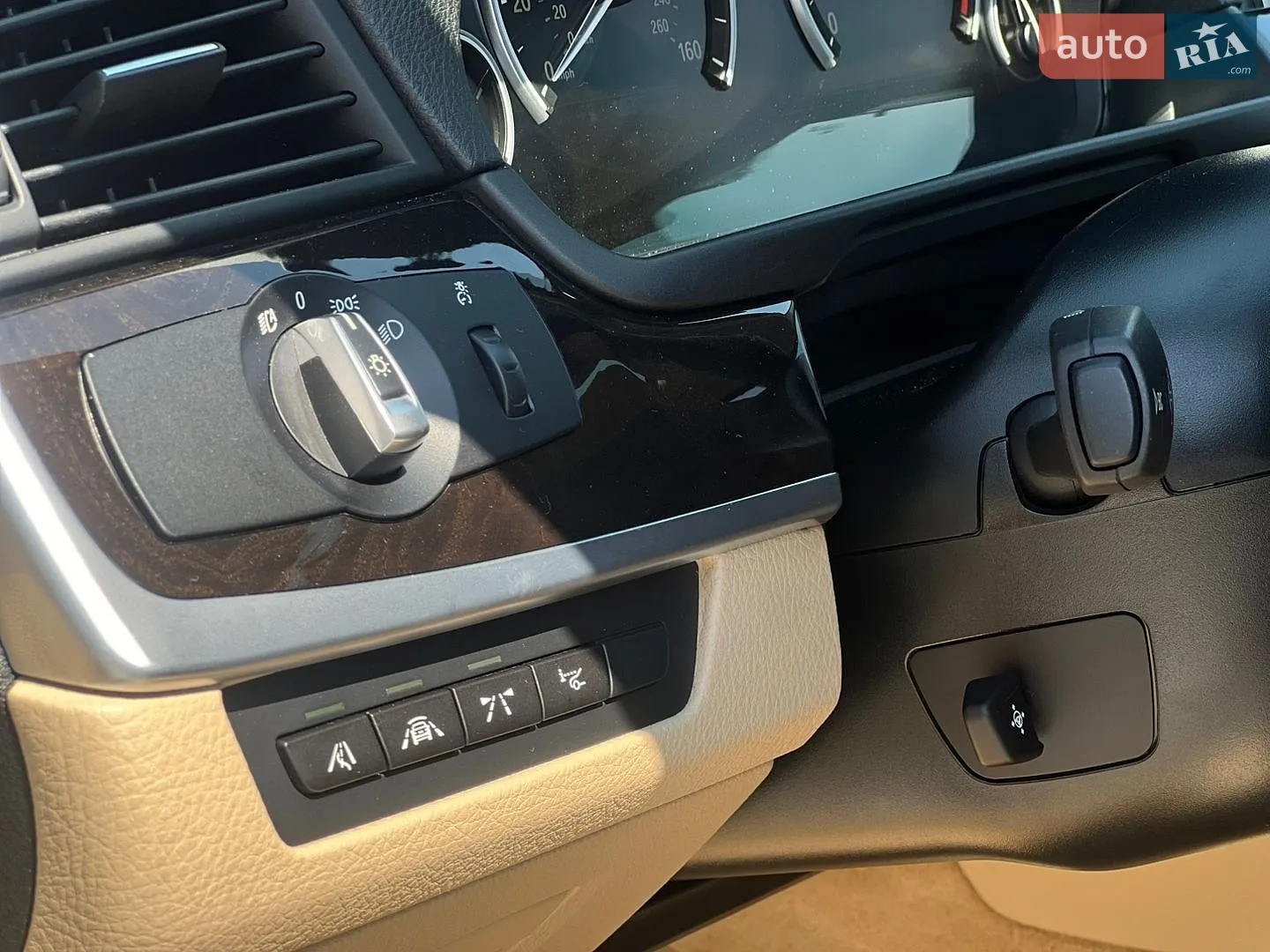 2014 BMW 5er - мініатюра 21
