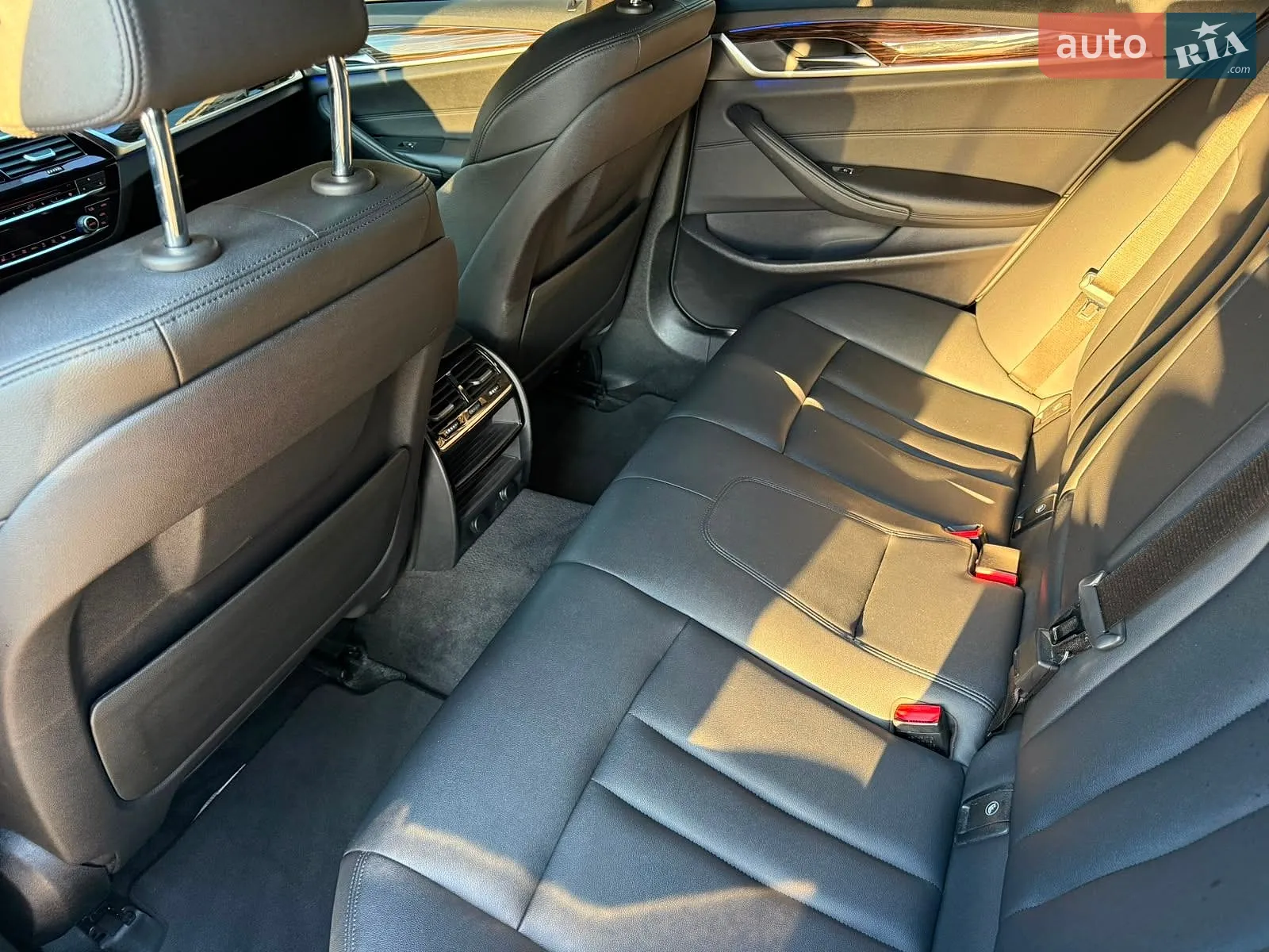 2018 BMW 5er - мініатюра 8