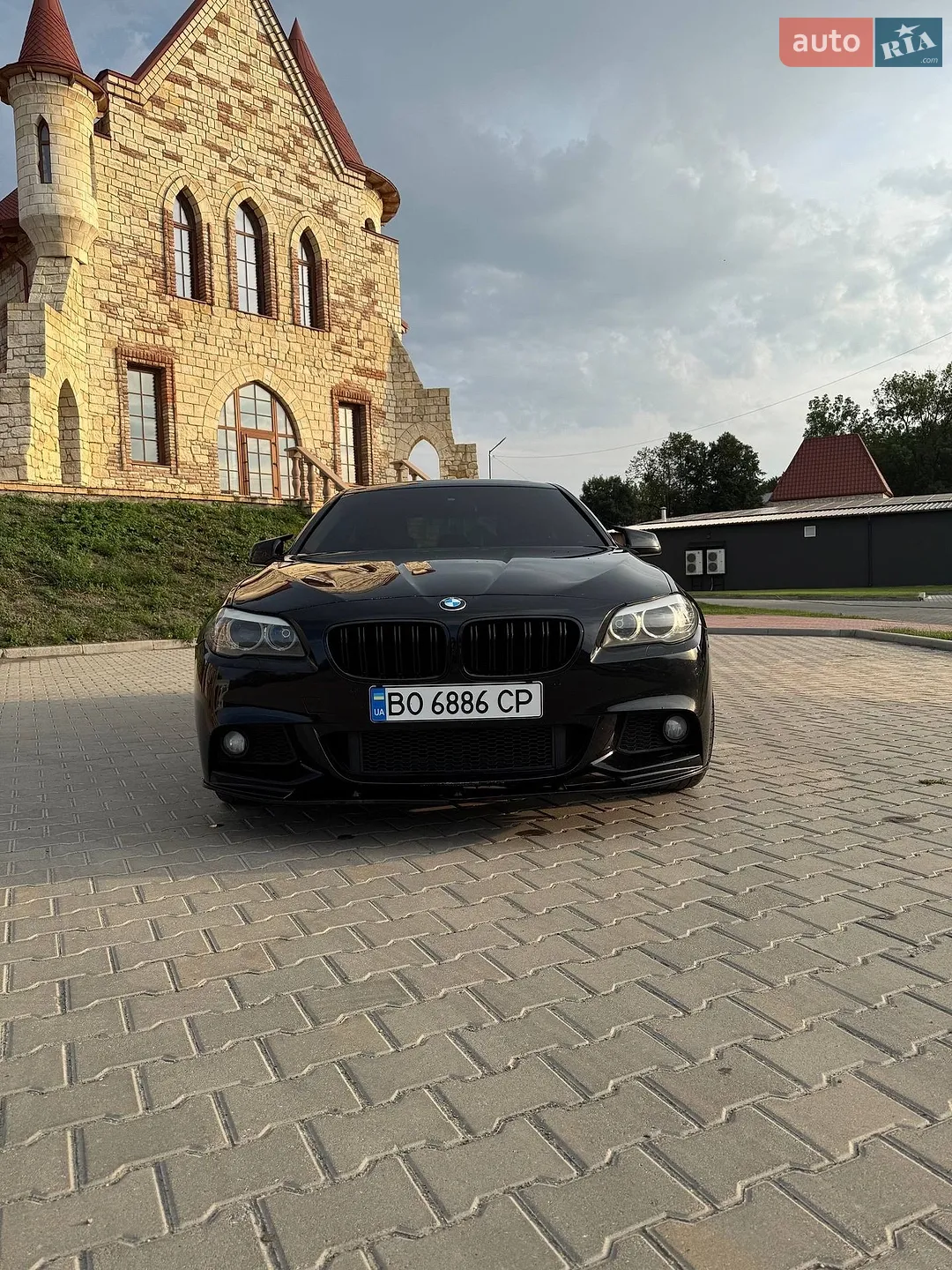 2011 BMW 5er - мініатюра 2