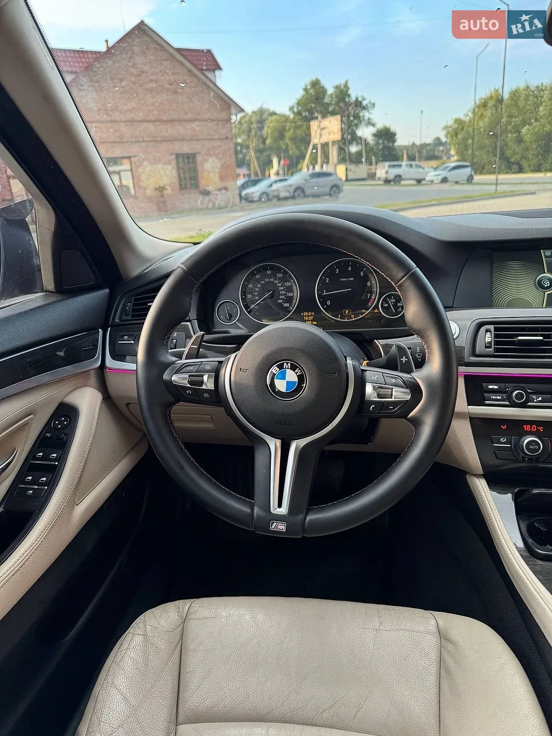 2011 BMW 5er - мініатюра 13