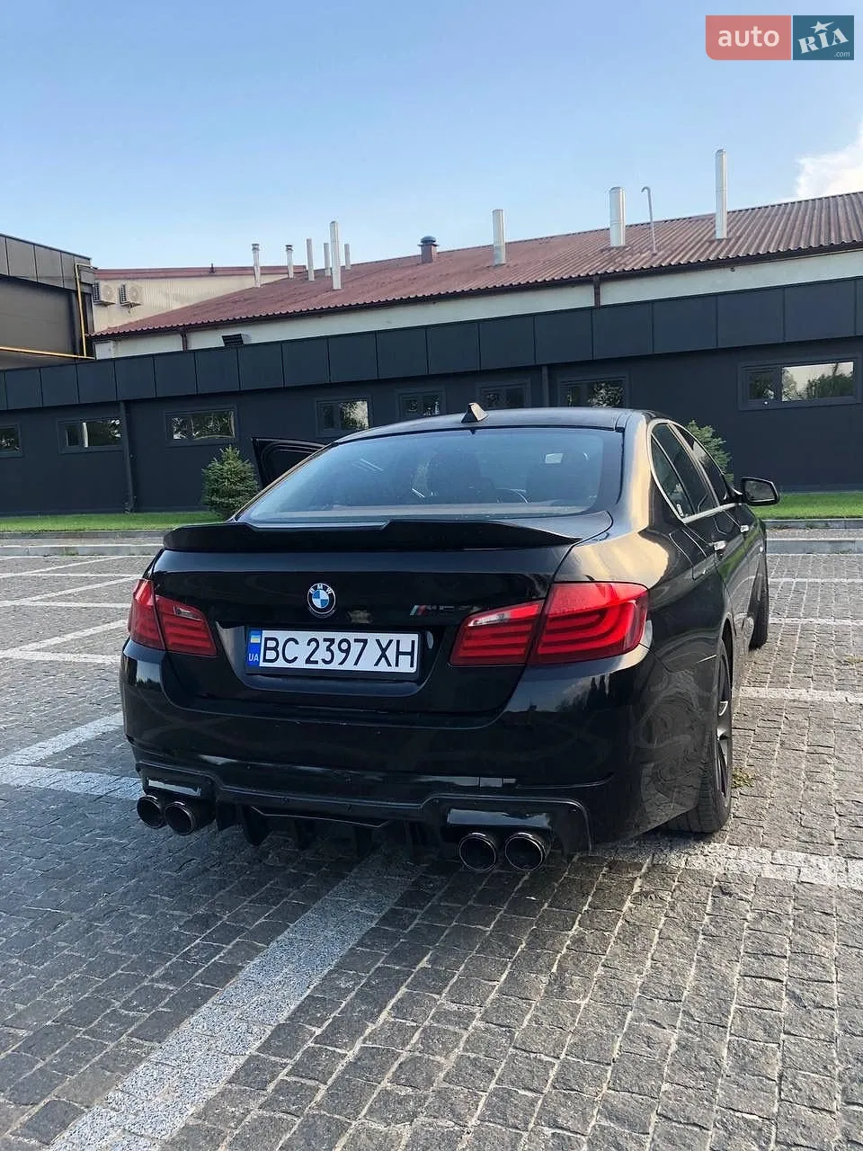 2011 BMW 5er - мініатюра 2
