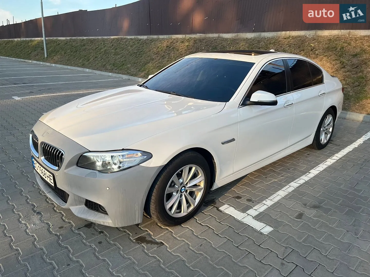 2014 BMW 5er - мініатюра 3