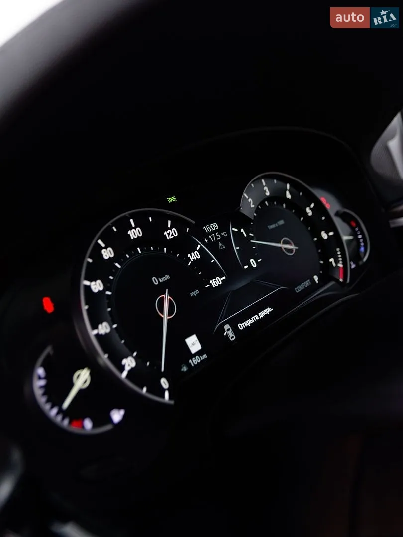 2017 BMW 5er - мініатюра 18