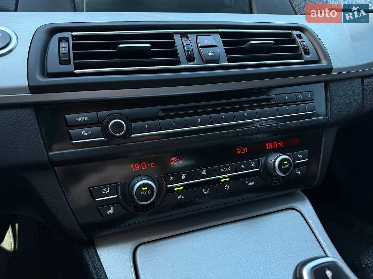 2011 BMW 5er - мініатюра 20