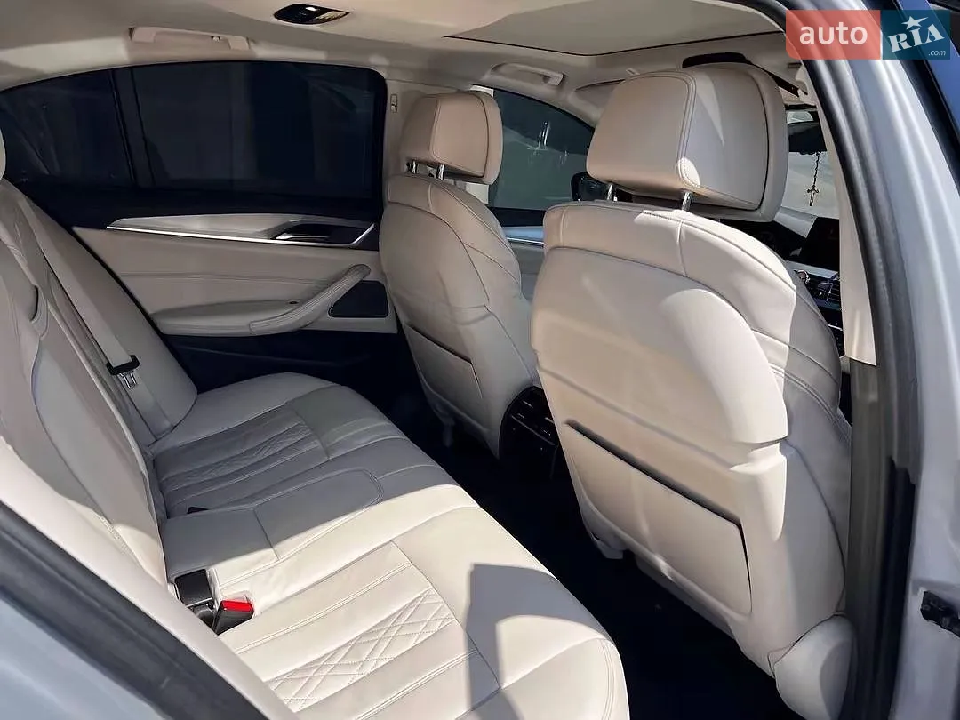2017 BMW 5er - мініатюра 18