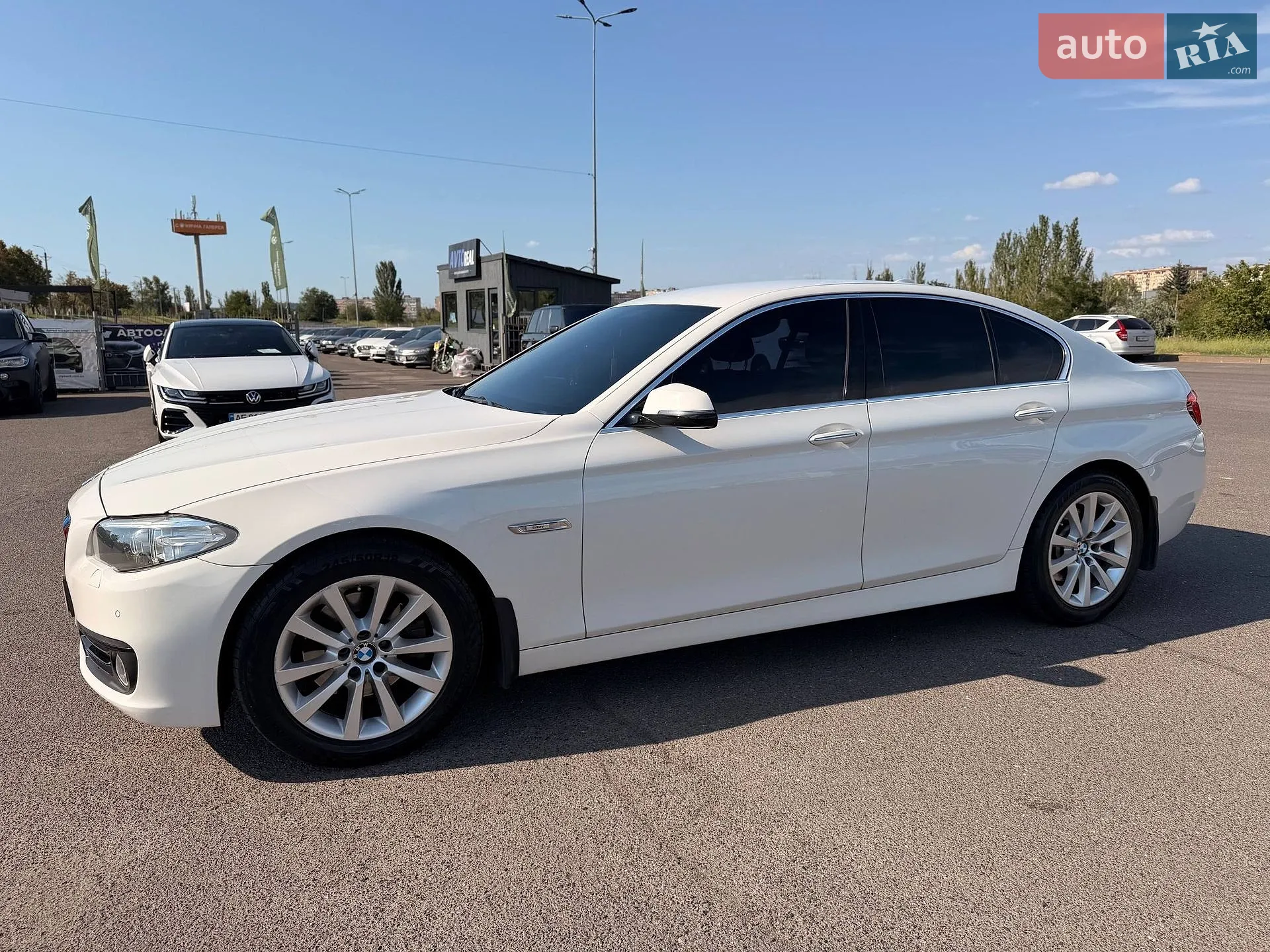 2015 BMW 5er - мініатюра 14