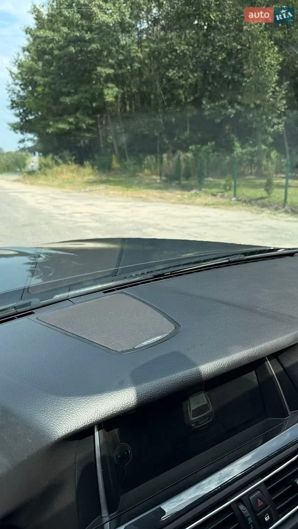 2012 BMW 5er - мініатюра 15
