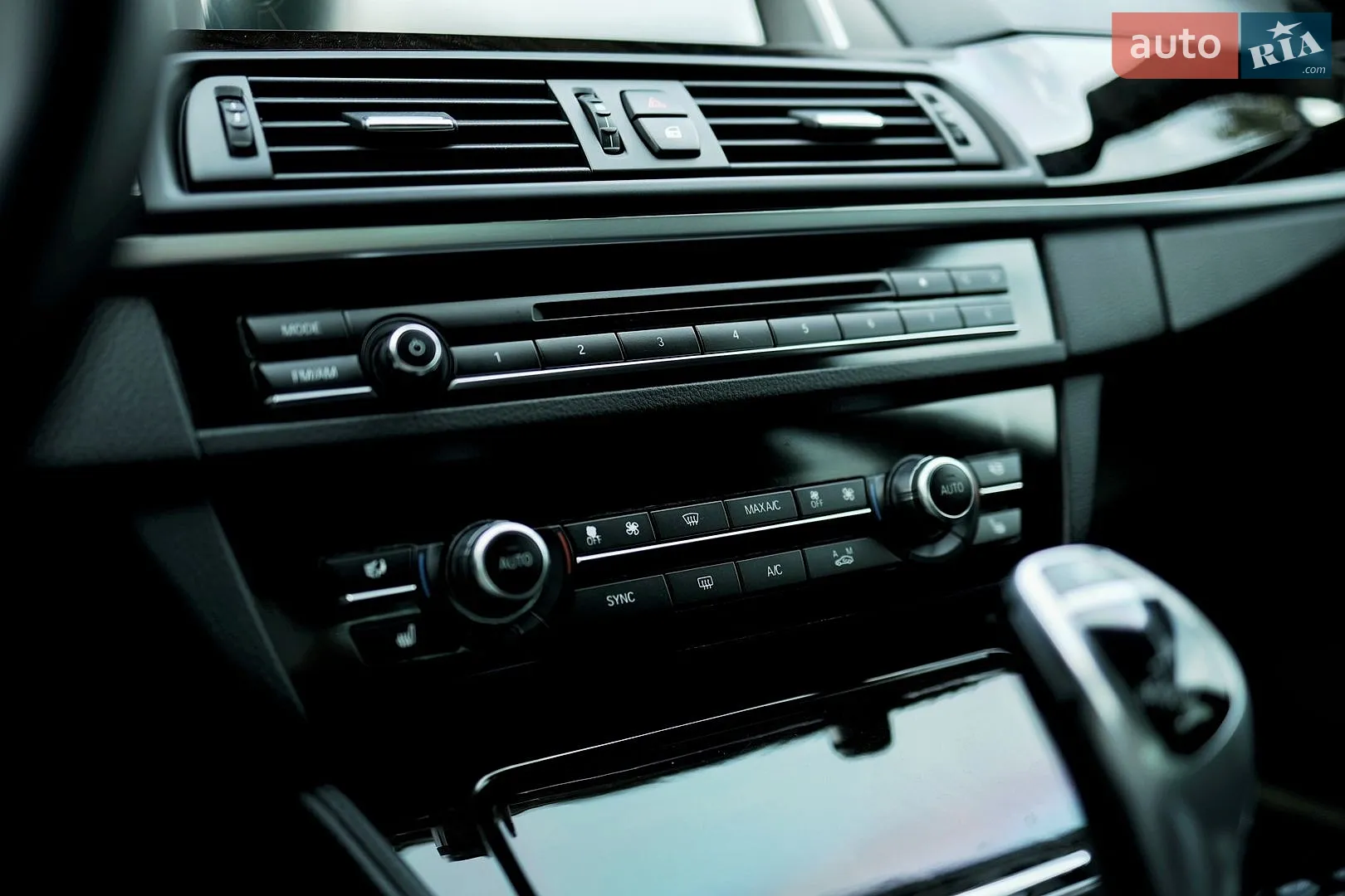 2016 BMW 5er - мініатюра 11