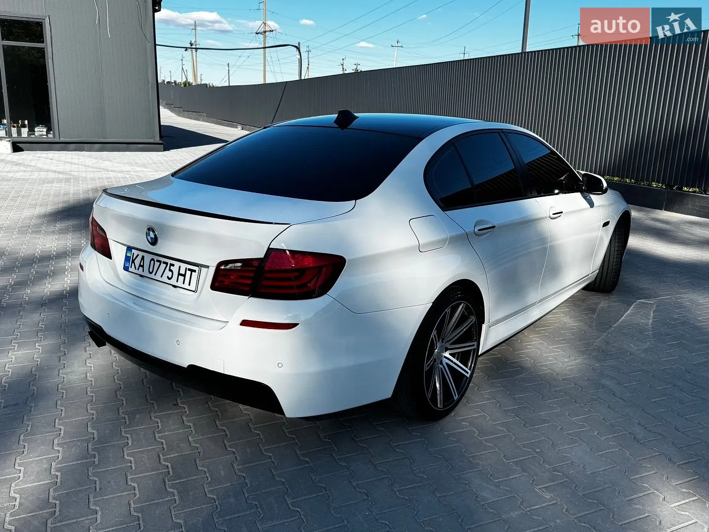 2011 BMW 5er - мініатюра 8