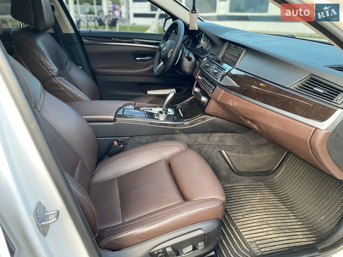2013 BMW 5er - мініатюра 12