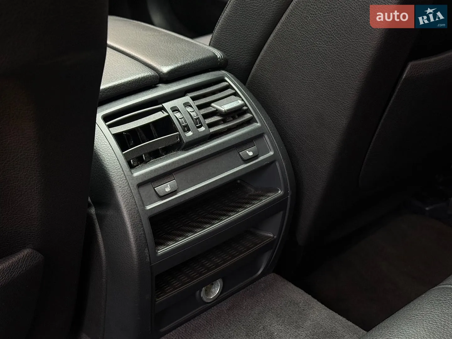 2012 BMW 5er - мініатюра 13
