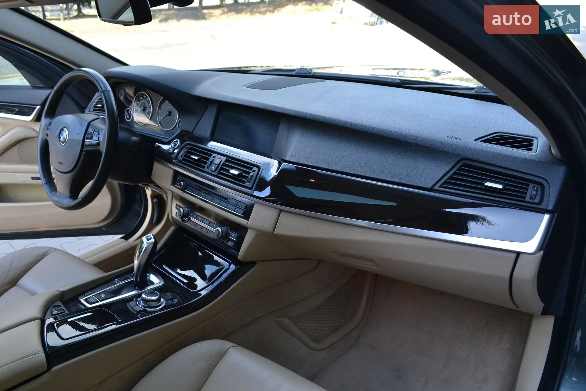 2011 BMW 5er - мініатюра 23