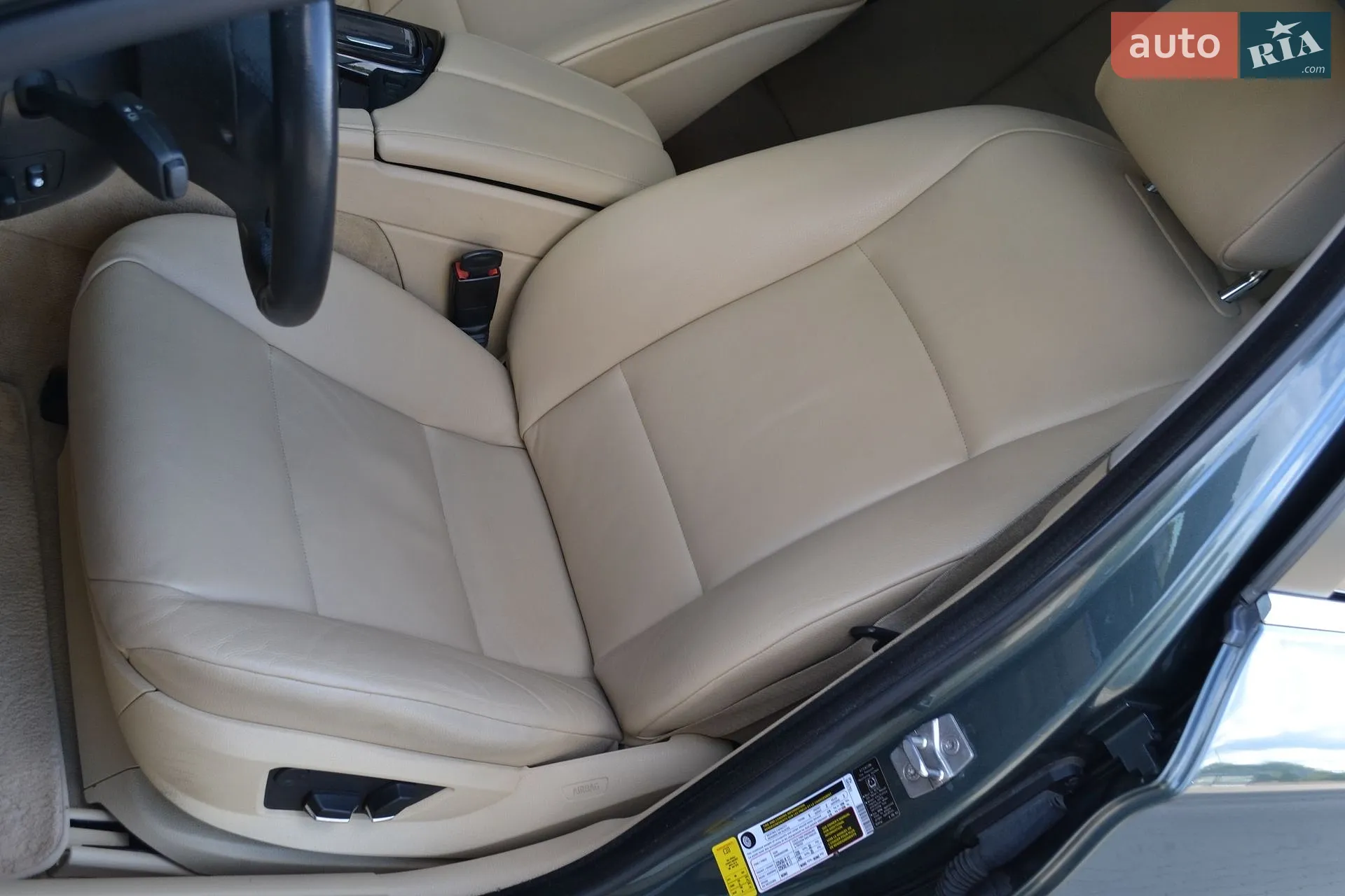 2011 BMW 5er - мініатюра 28