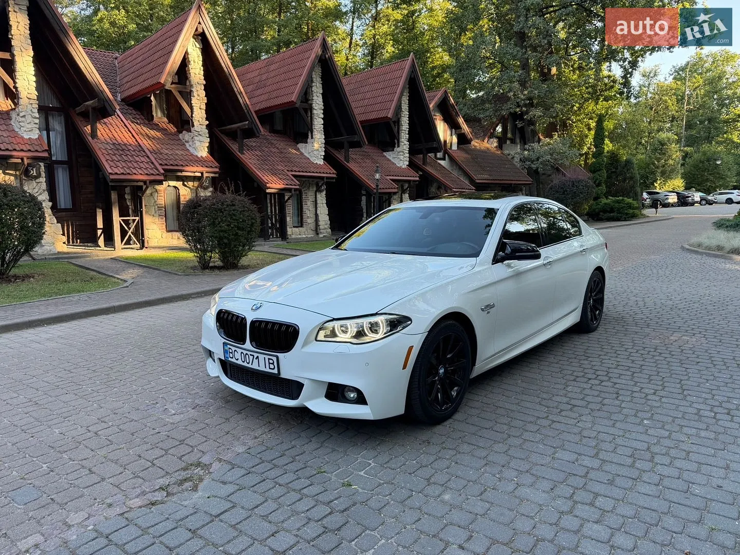 2016 BMW 5er - мініатюра 17