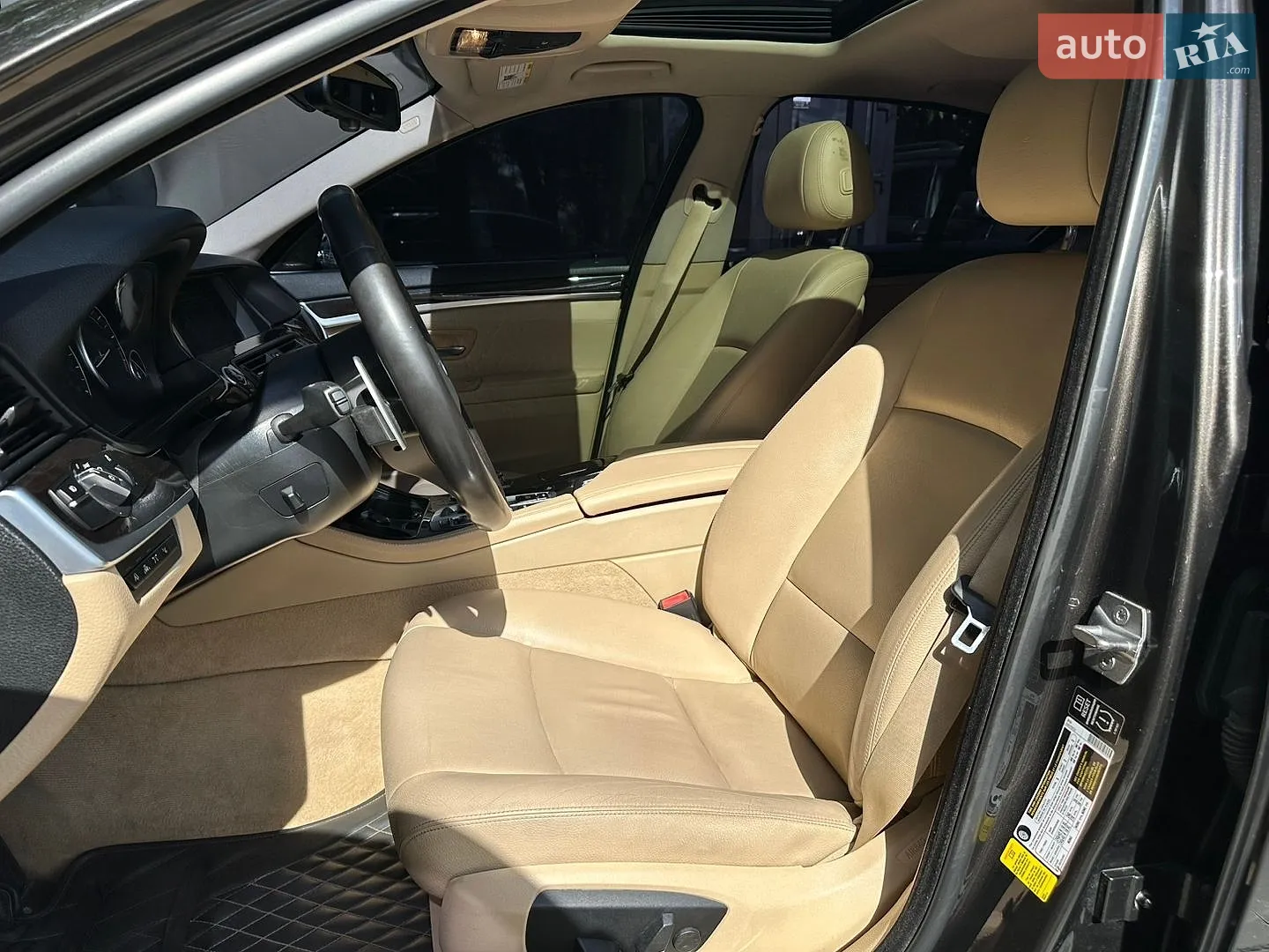 2014 BMW 5er - мініатюра 15