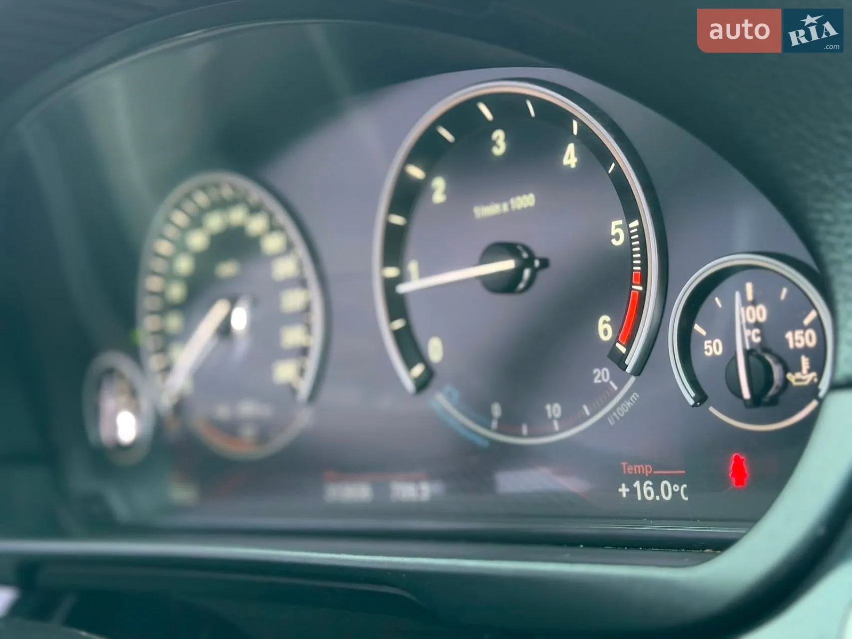 2012 BMW 5er - мініатюра 38