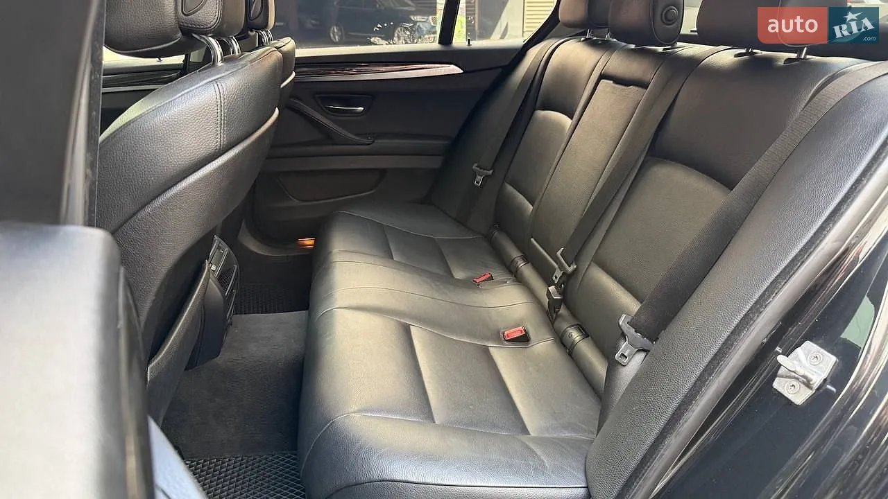 2012 BMW 5er - мініатюра 12