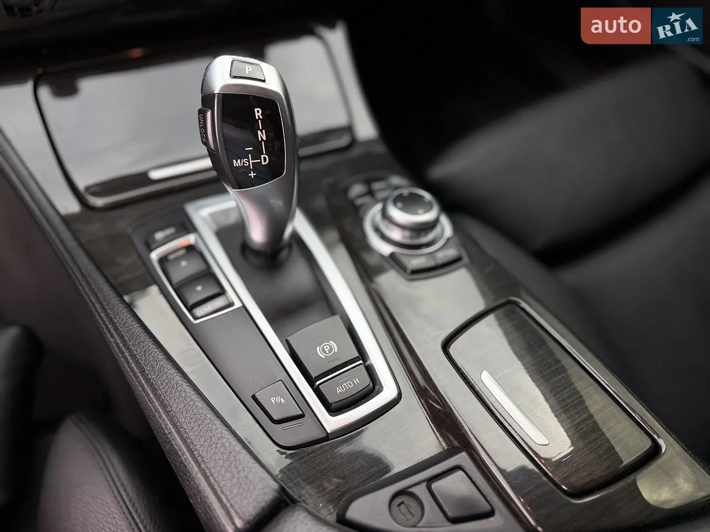 2010 BMW 5er - мініатюра 52