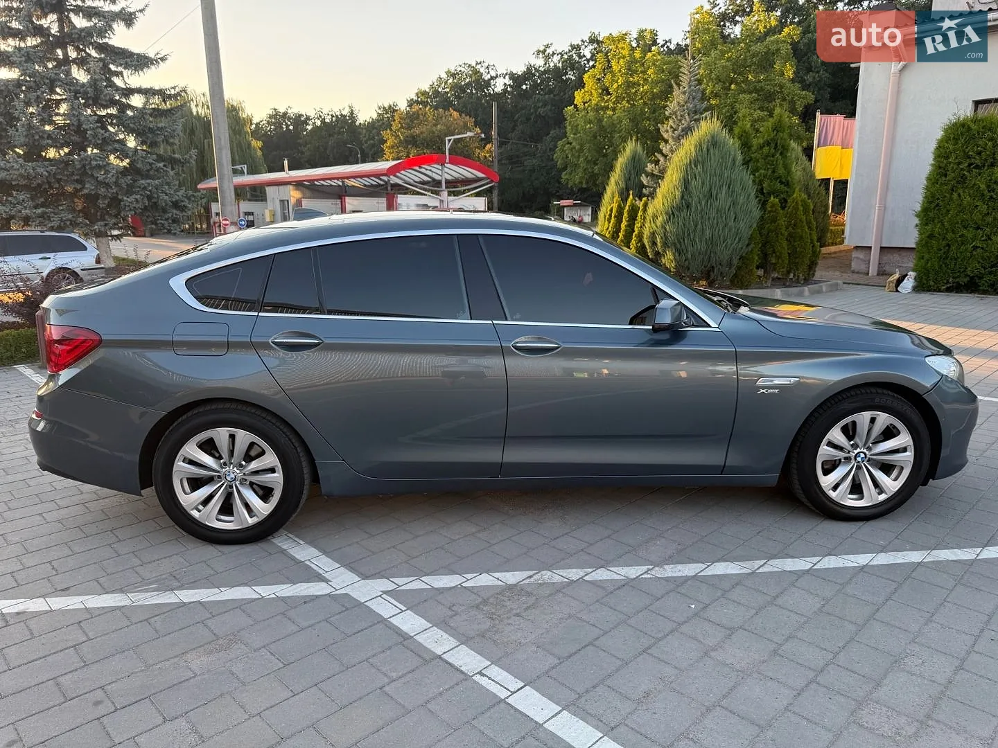 2011 BMW 5er - мініатюра 4