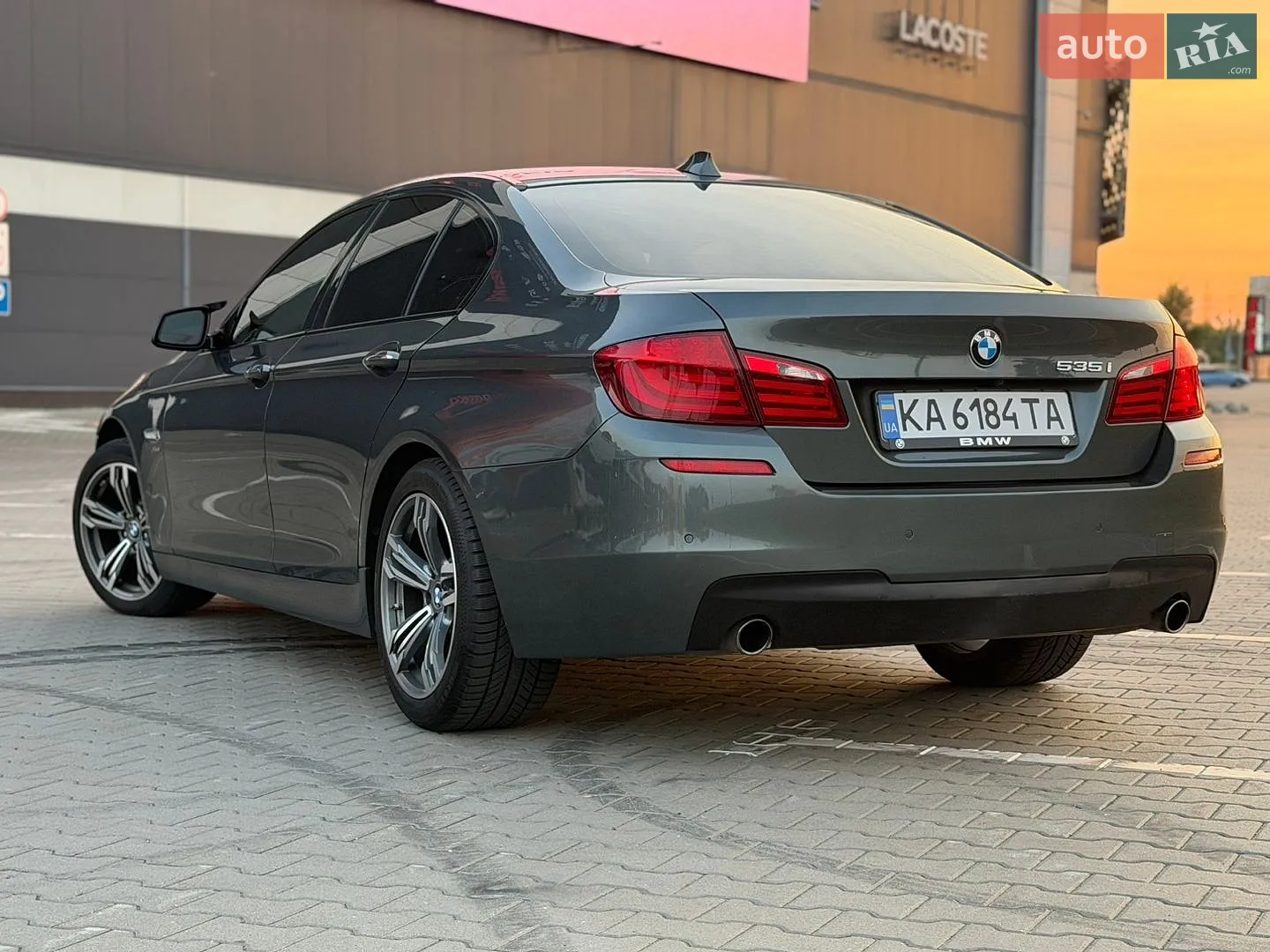 2011 BMW 5er - мініатюра 4