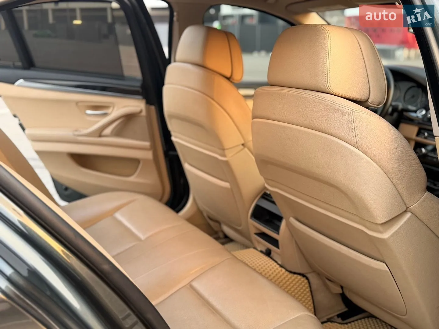 2011 BMW 5er - мініатюра 14