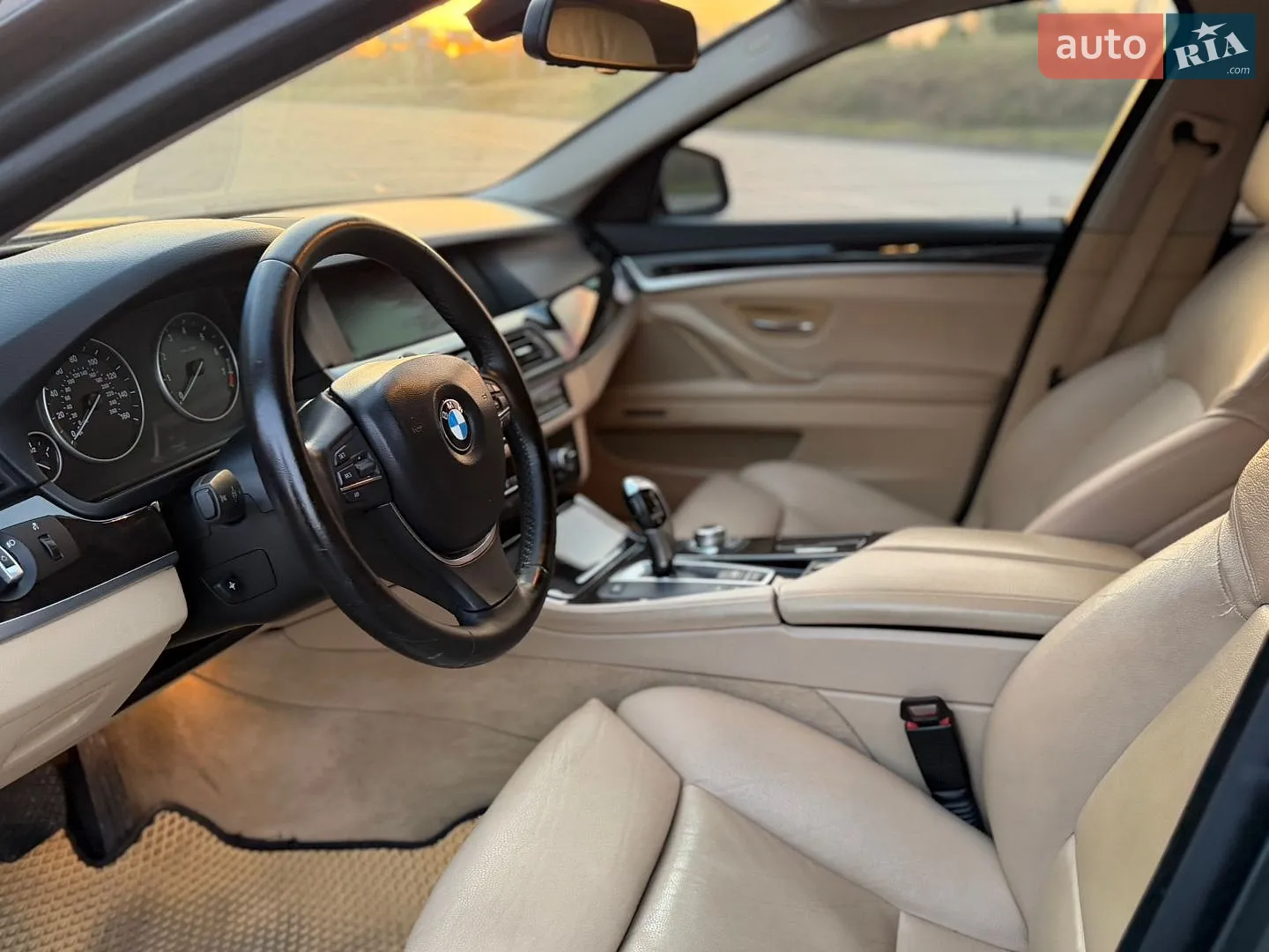 2011 BMW 5er - мініатюра 20