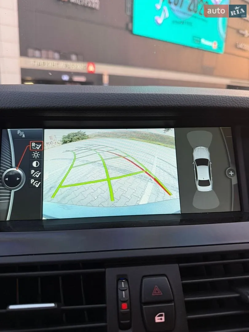 2011 BMW 5er - мініатюра 26