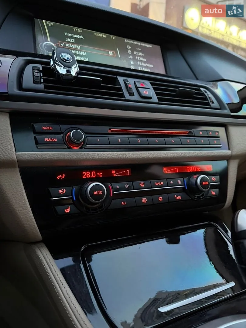 2011 BMW 5er - мініатюра 31
