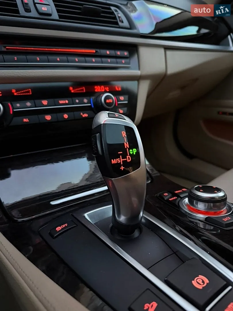 2011 BMW 5er - мініатюра 32