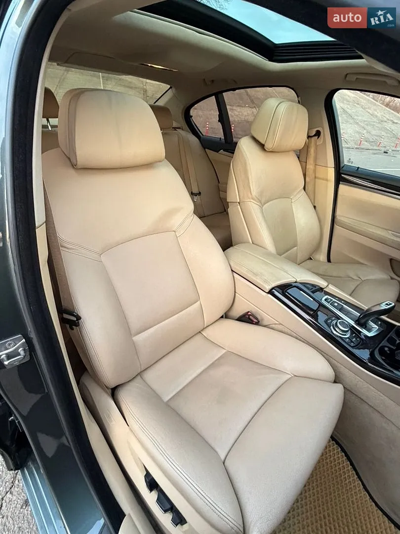 2011 BMW 5er - мініатюра 33