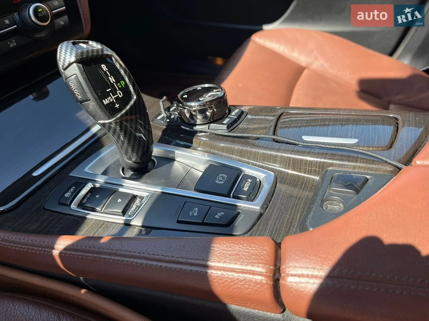 2013 BMW 5er - мініатюра 13