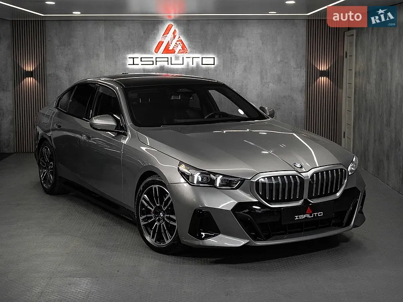 BMW 5 Series 2024