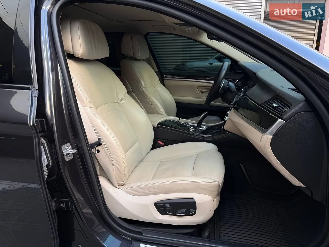 2014 BMW 5er - мініатюра 12