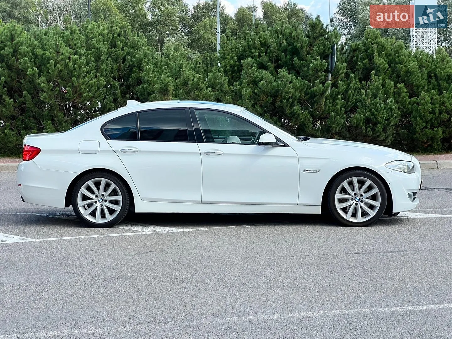 2010 BMW 5er - мініатюра 24