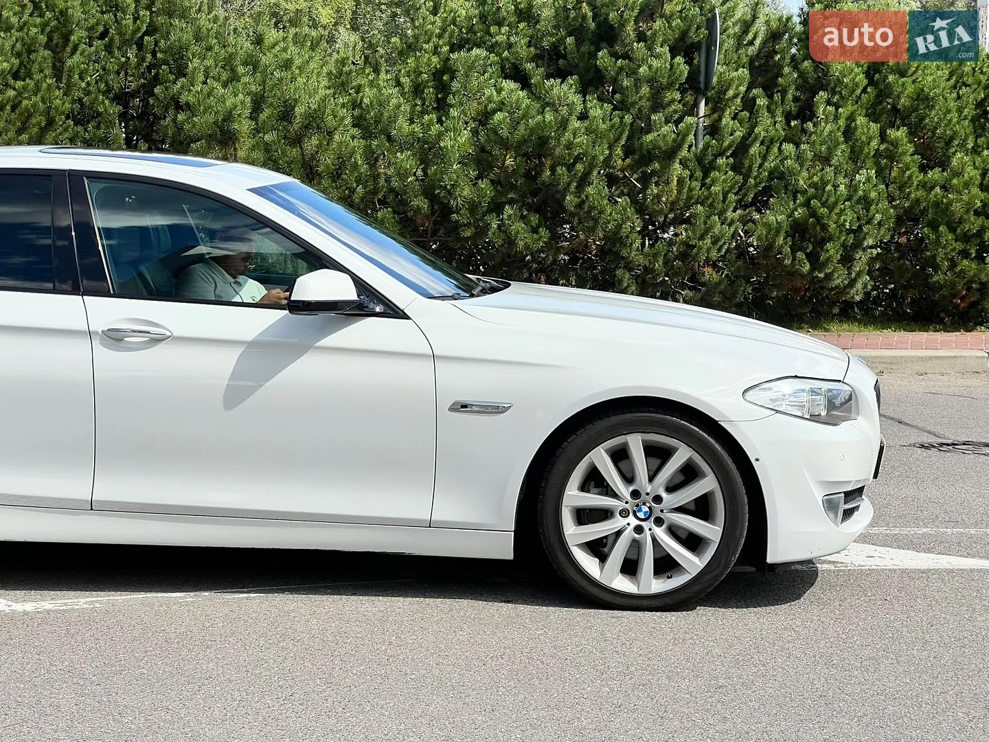 2010 BMW 5er - мініатюра 26