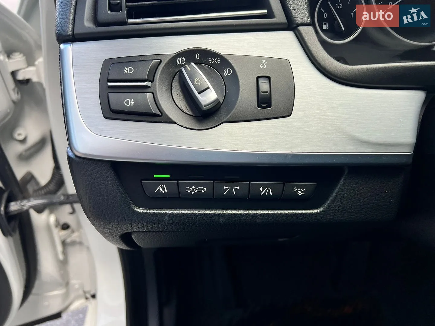 2010 BMW 5er - мініатюра 32