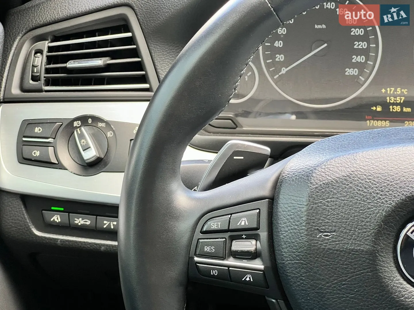 2010 BMW 5er - мініатюра 35