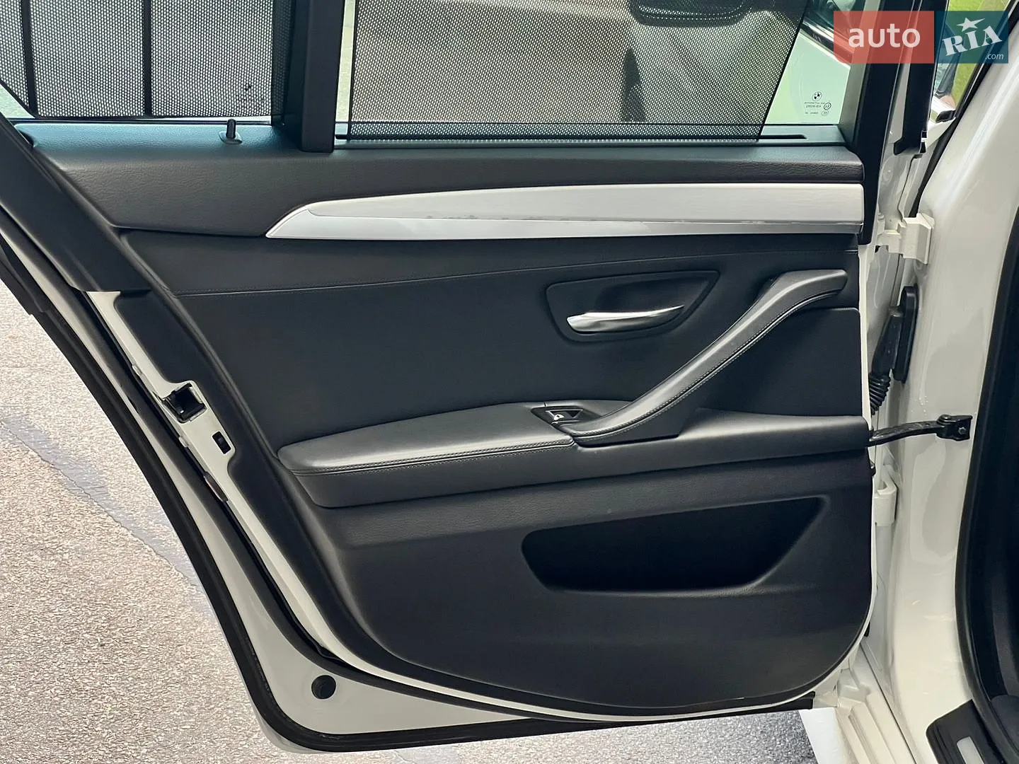 2010 BMW 5er - мініатюра 41