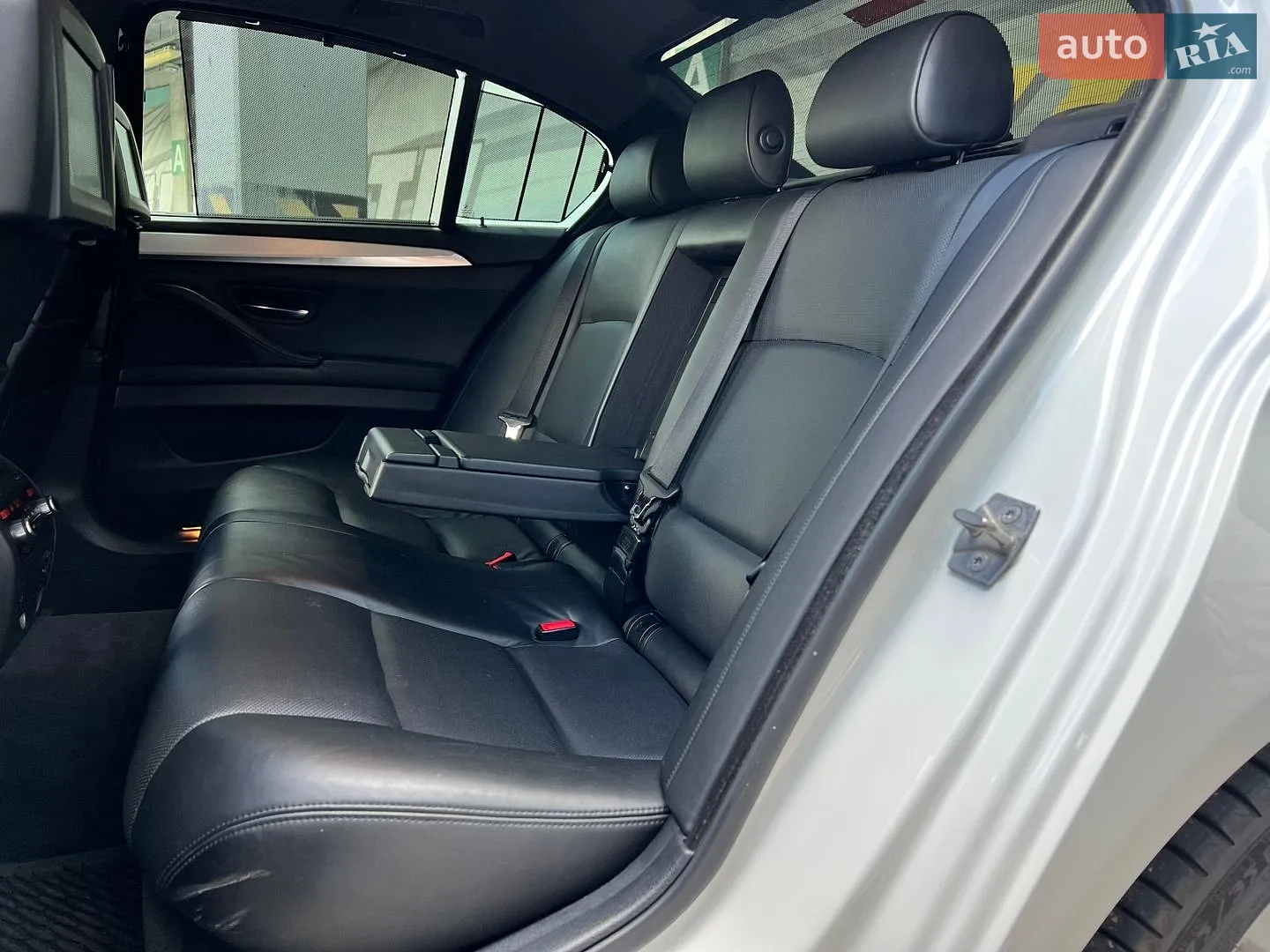 2010 BMW 5er - мініатюра 44