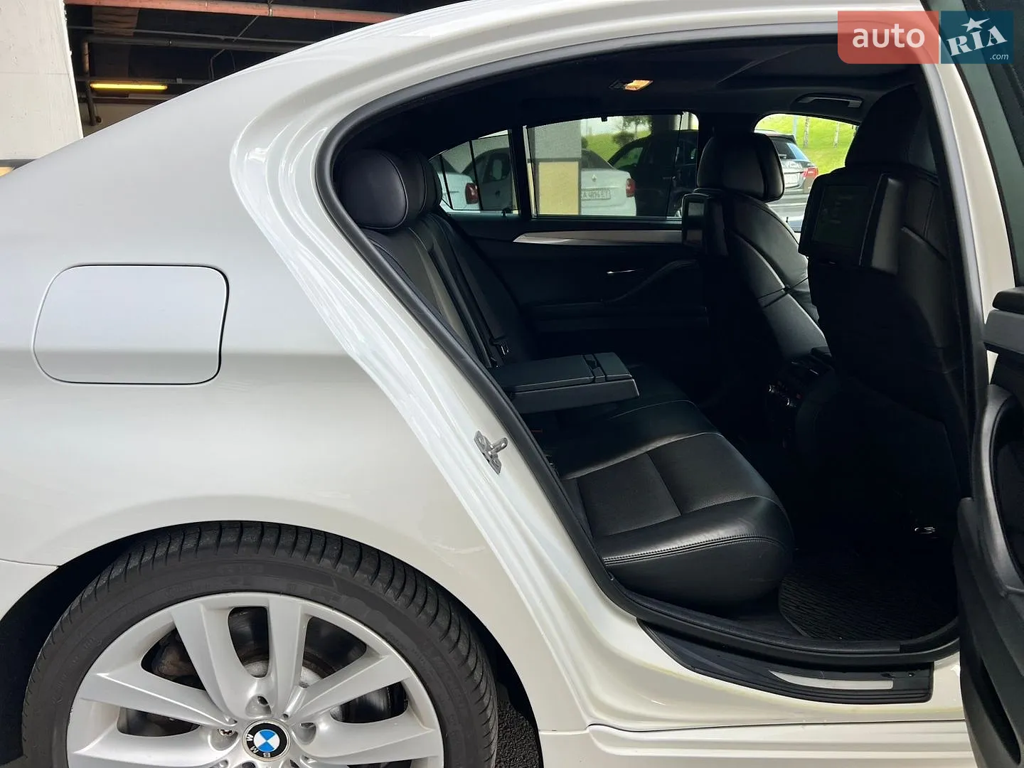 2010 BMW 5er - мініатюра 47