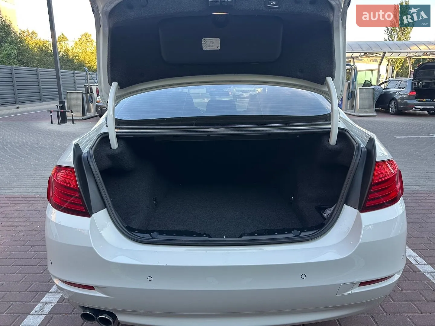 2016 BMW 5er - мініатюра 19