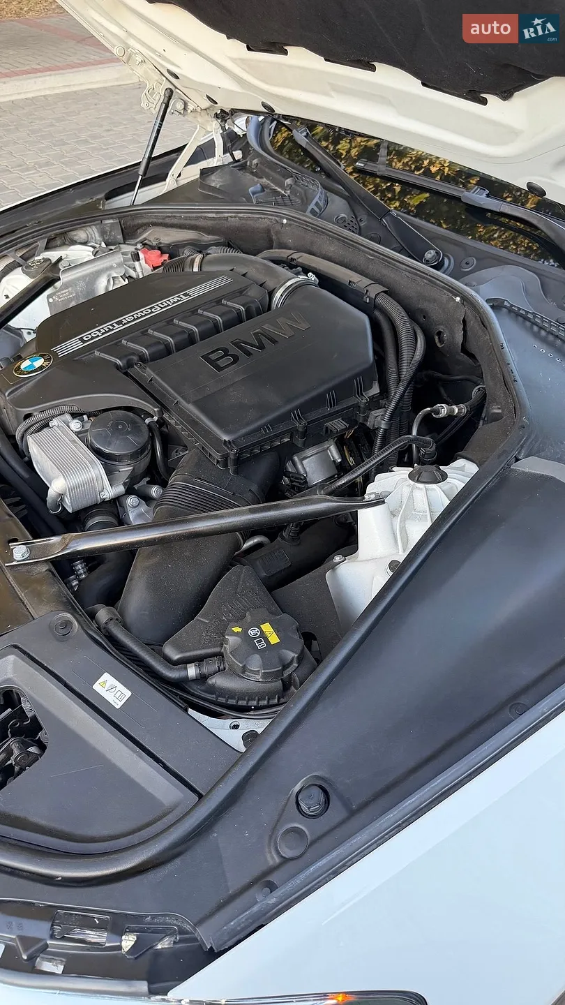 2013 BMW 5er - мініатюра 12