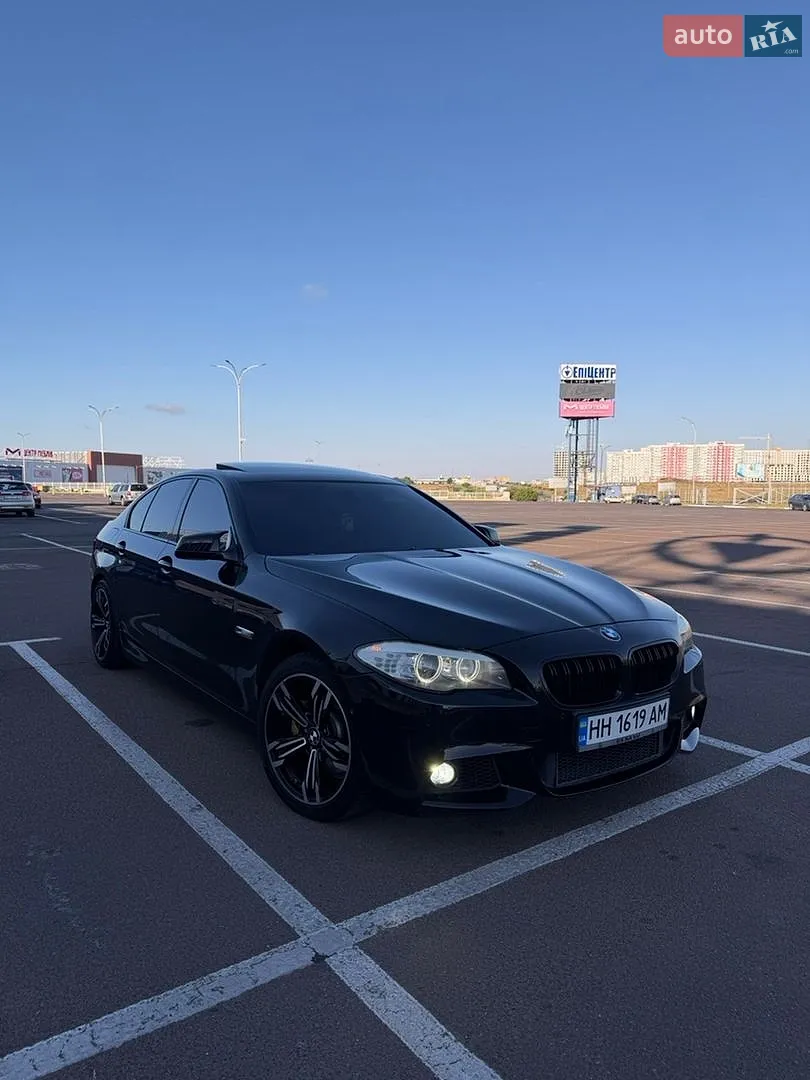 2011 BMW 5er - фото 1