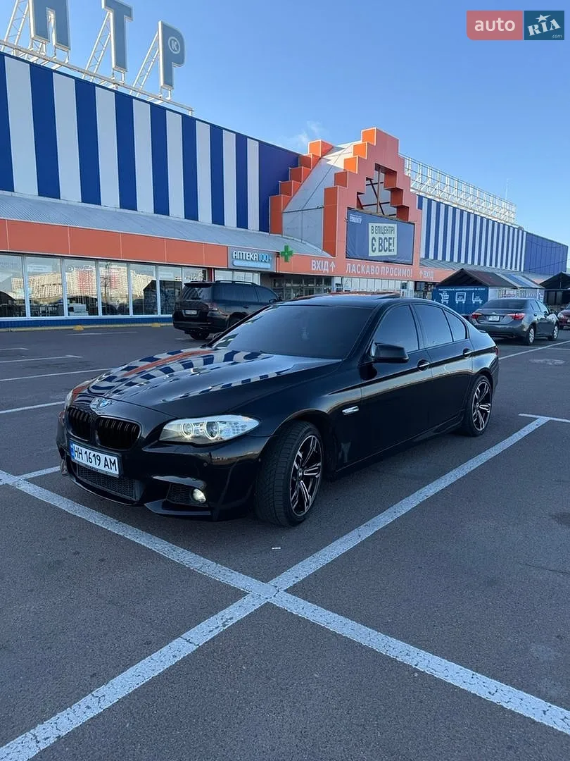 2011 BMW 5er - мініатюра 2