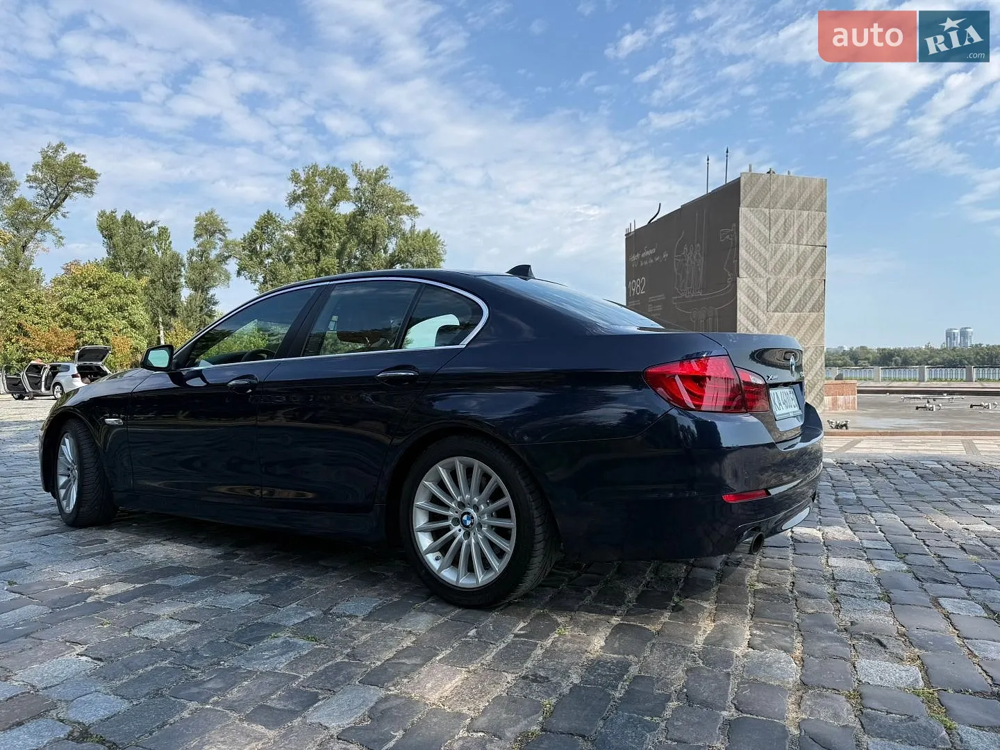 2012 BMW 5er - мініатюра 5