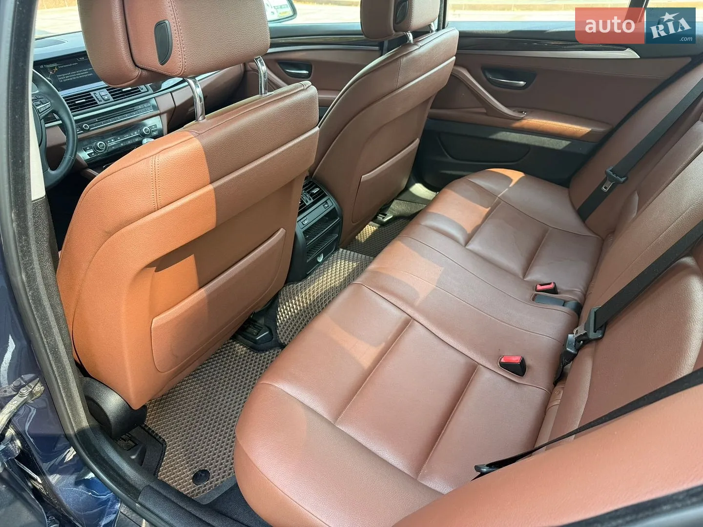 2012 BMW 5er - мініатюра 21