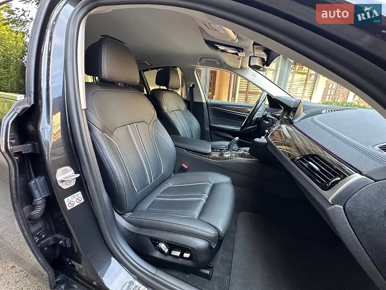 2020 BMW 5er - мініатюра 14
